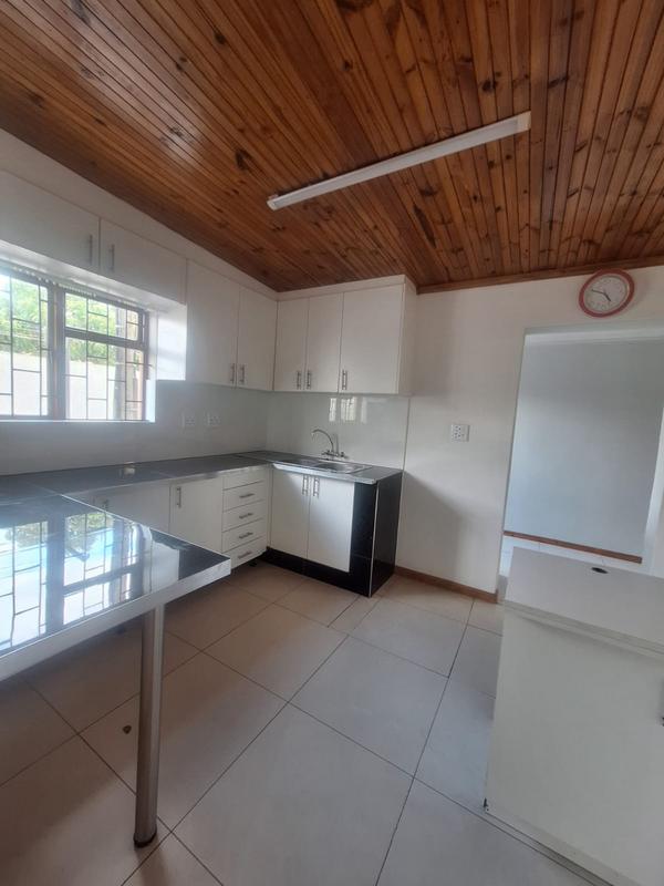 To Let 2 Bedroom Property for Rent in Ruyterwacht Western Cape